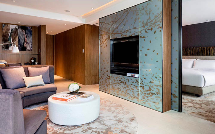 Club 65 Studio Suite
