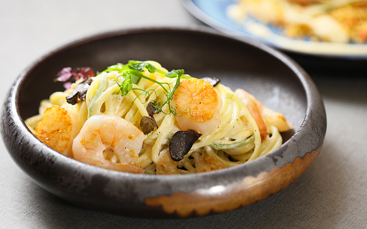 Spaghetti with Scallops and Shrimps