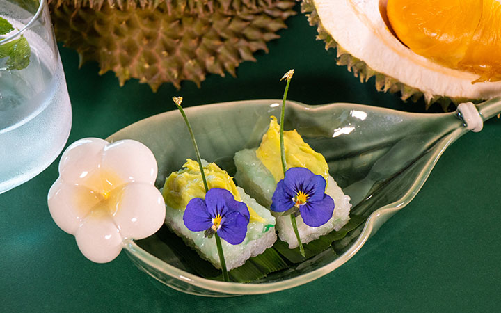 藍花榴槤糯米糕