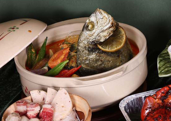 Curry Fish Head with Claypot